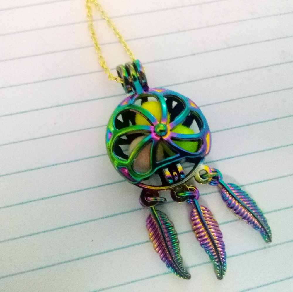 Aromatherapy Diffuser Charm Locket Pendant Necklace